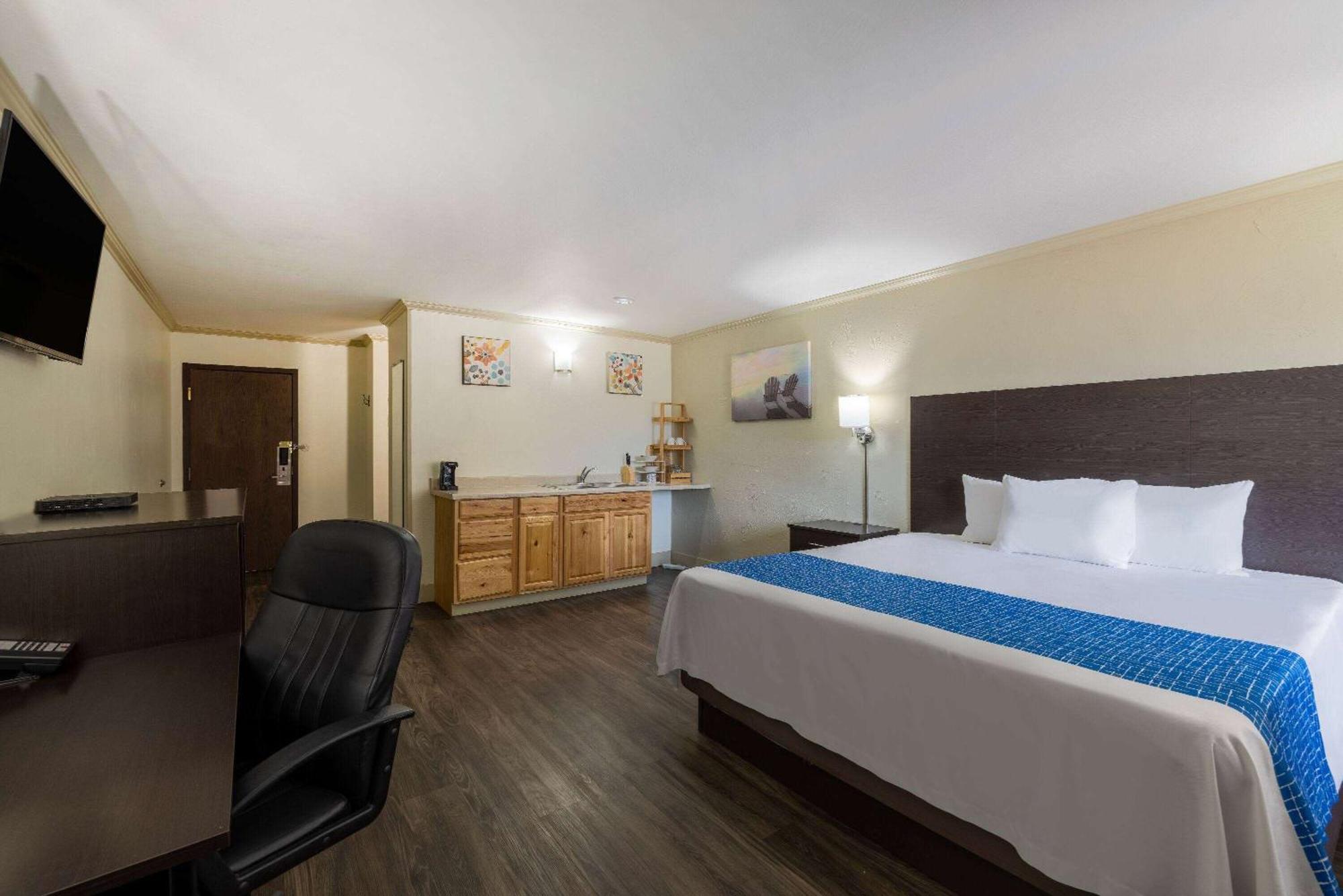 Travelodge By Wyndham Ливингстън Екстериор снимка